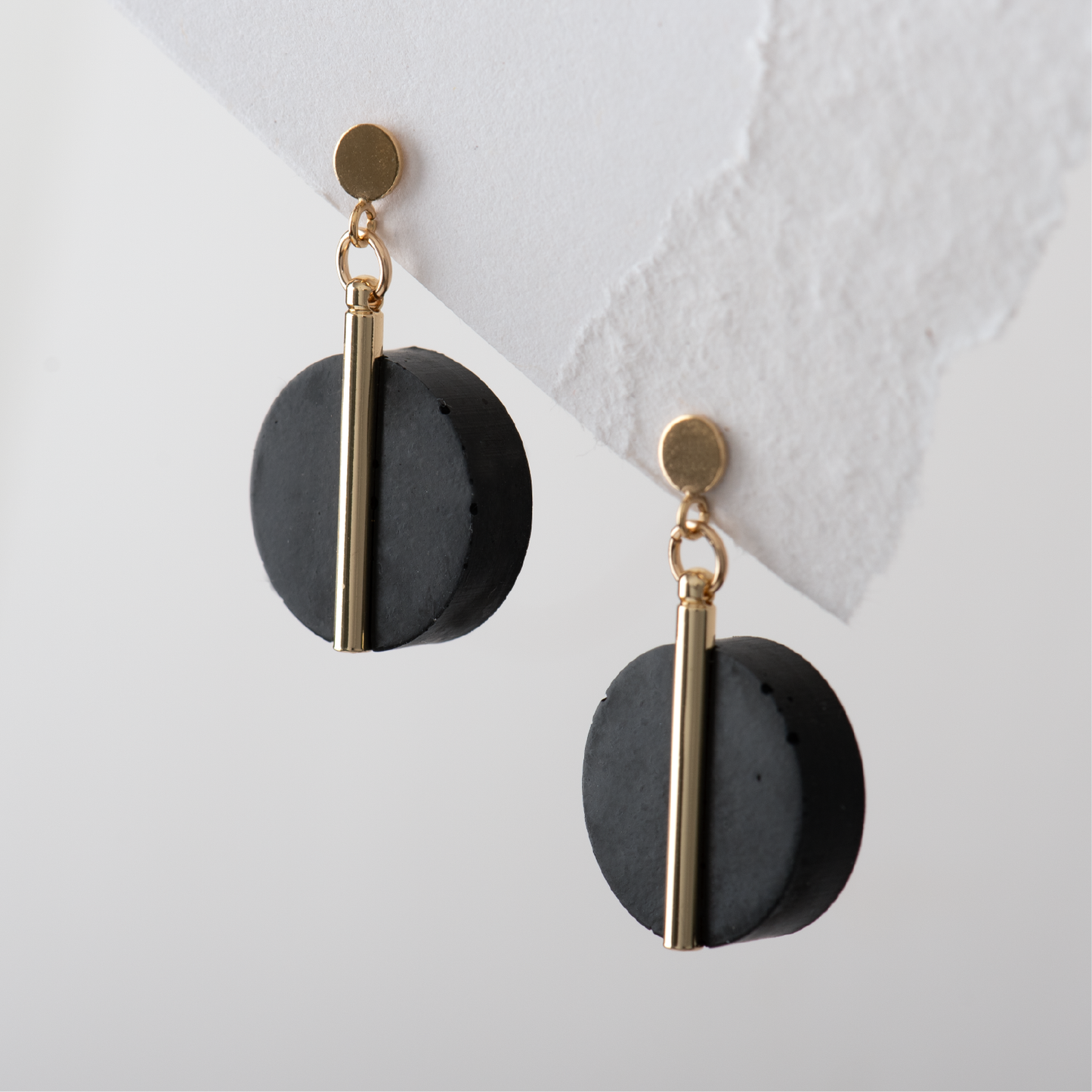 Dot drops